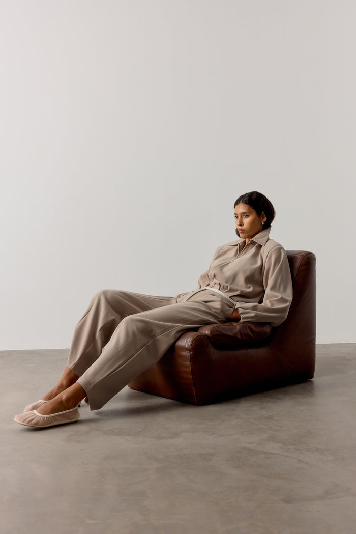 BARREL LEG SMART TROUSERS - BEIGE