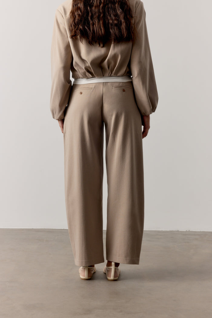 BARREL LEG SMART TROUSERS - BEIGE