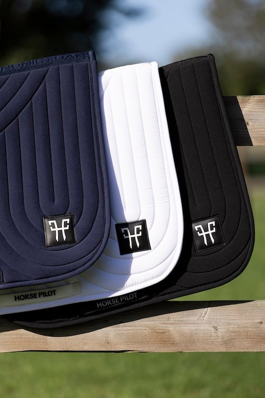 Tapis de selle ergonomique | innovation équestre | Horse Pilot