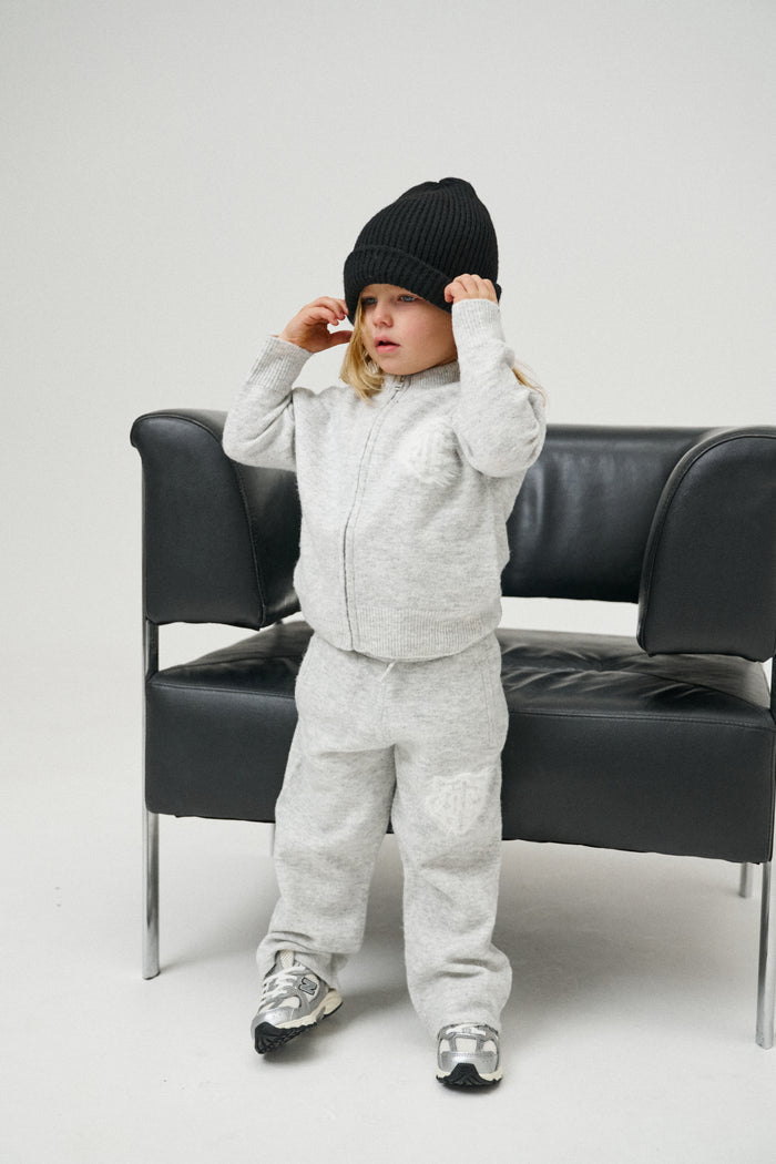JUNIOR MONOGRAM EMBLEM FLUFFY KNIT JOGGERS - GREY MARL