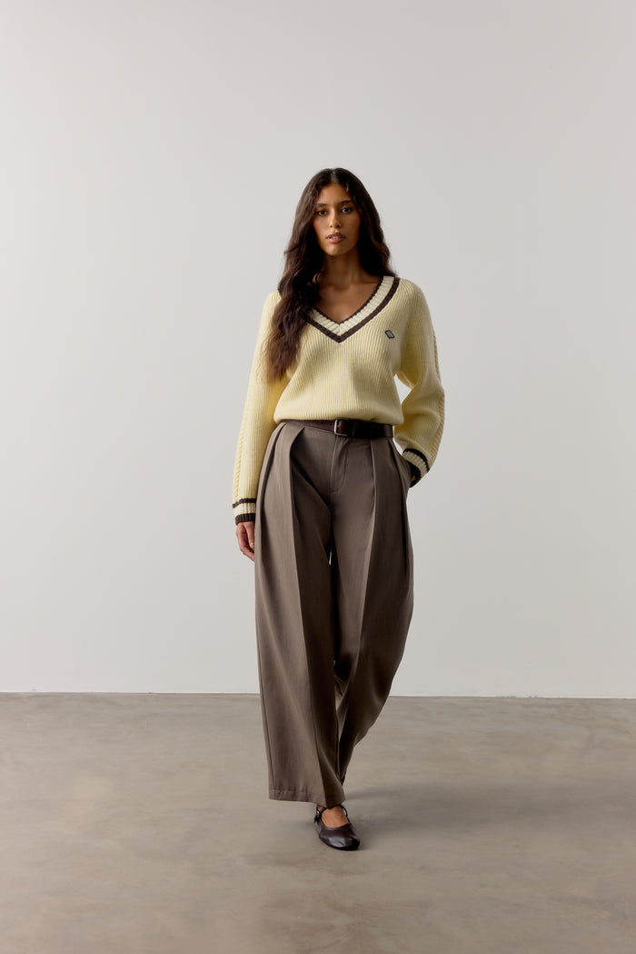 KNIT CONTRAST STRIPE V NECK CRICKET JUMPER - BUTTERMILK