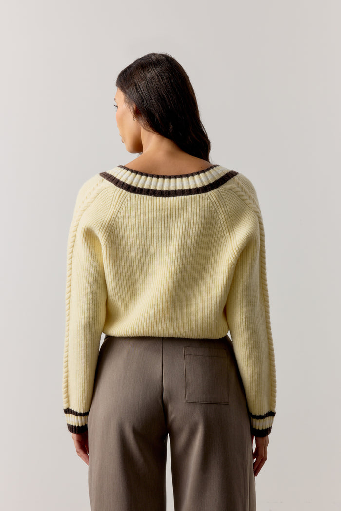 KNIT CONTRAST STRIPE V NECK CRICKET JUMPER - BUTTERMILK