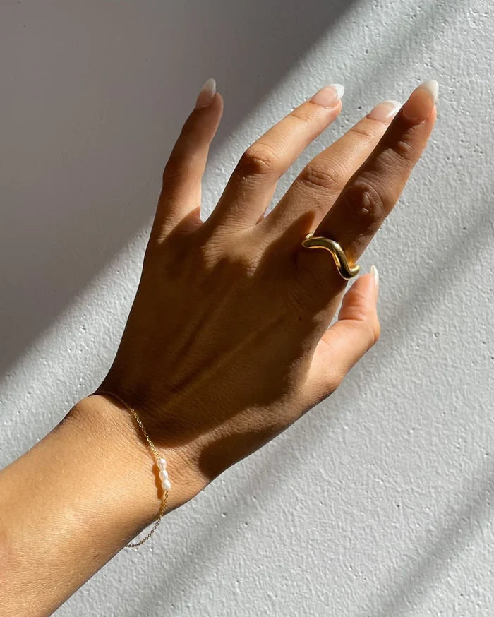 Mini Pearl Bracelet - Gold - Jewellery - Saint Valentine
