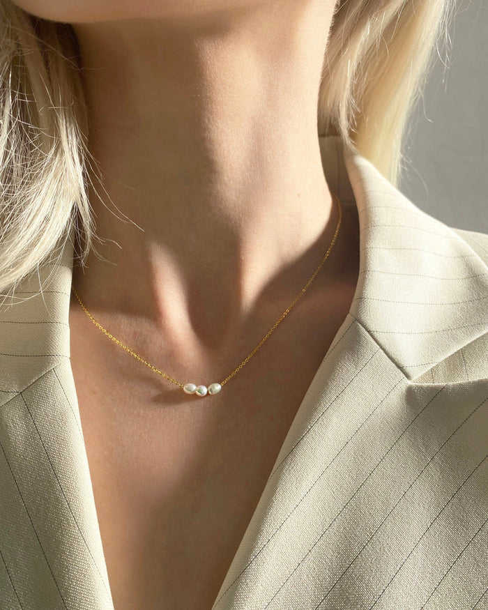 Mini Pearl Necklace - Gold - Jewellery - Saint Valentine