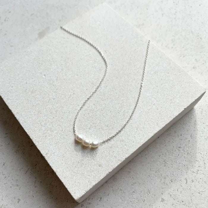 Mini Pearl Necklace - Silver - Jewellery - Saint Valentine