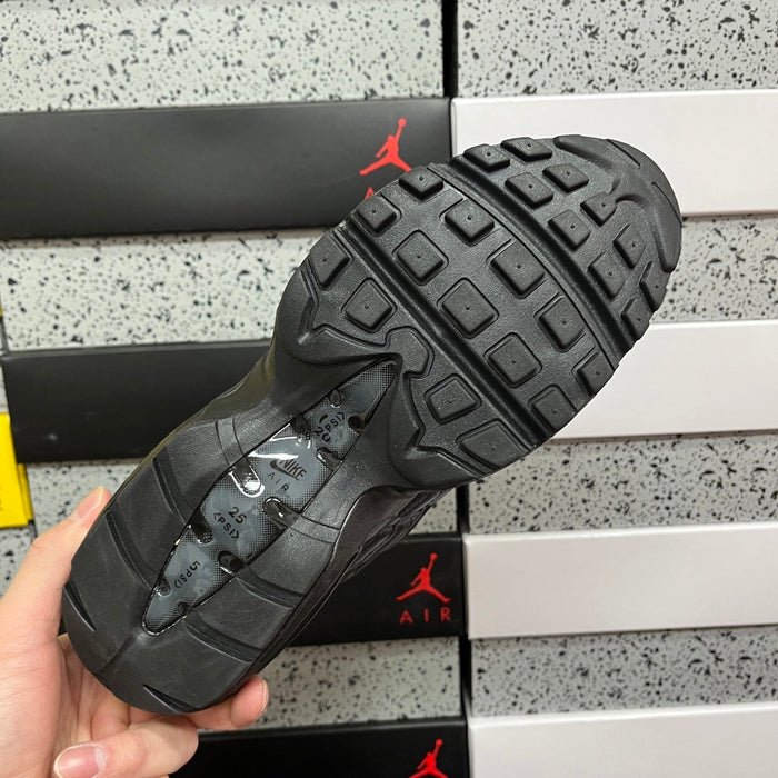 Nike Air Max 95 Recraft Triple Black