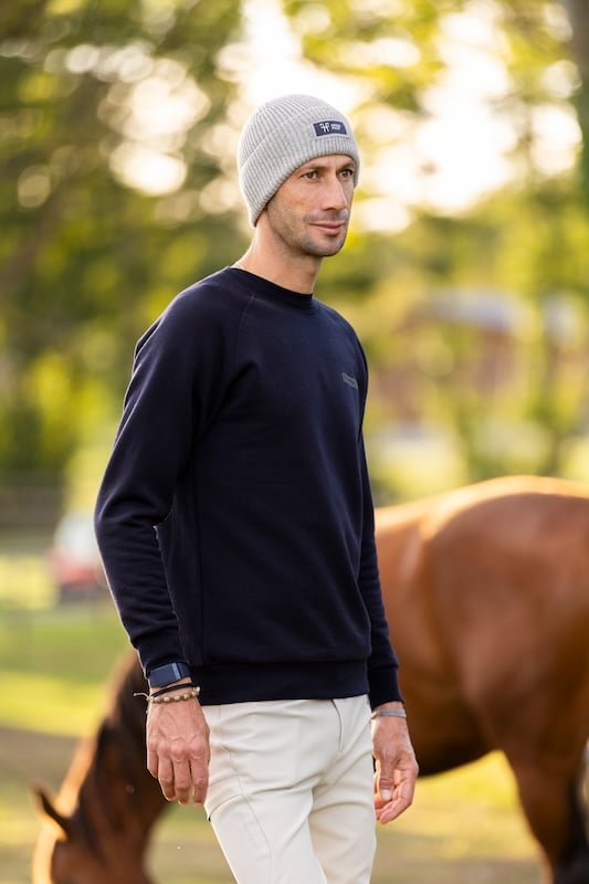 Rider Beanie | Wind Grey | Bonnet d'équitation en laine unisexe| Horse Pilot