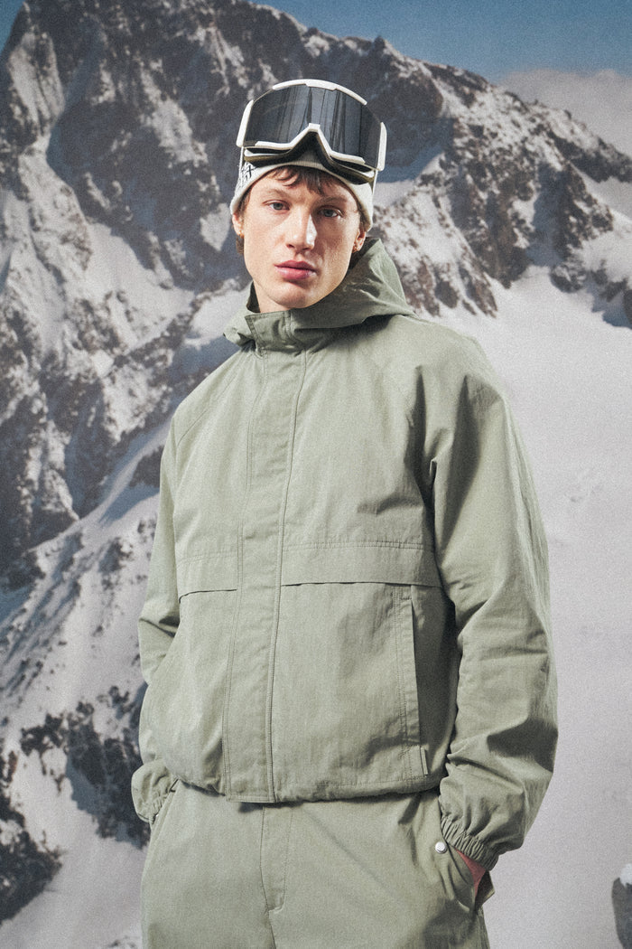 RIPSTOP WINDBREAKER - LIGHT KHAKI