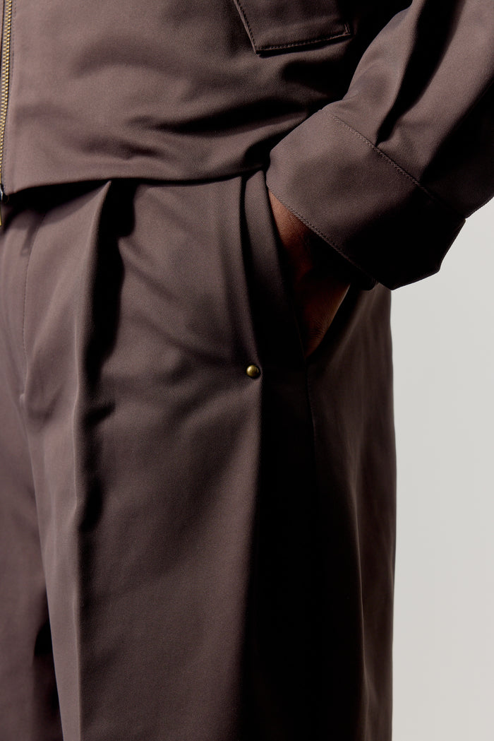 RIVET DETAIL TROUSERS - BROWN