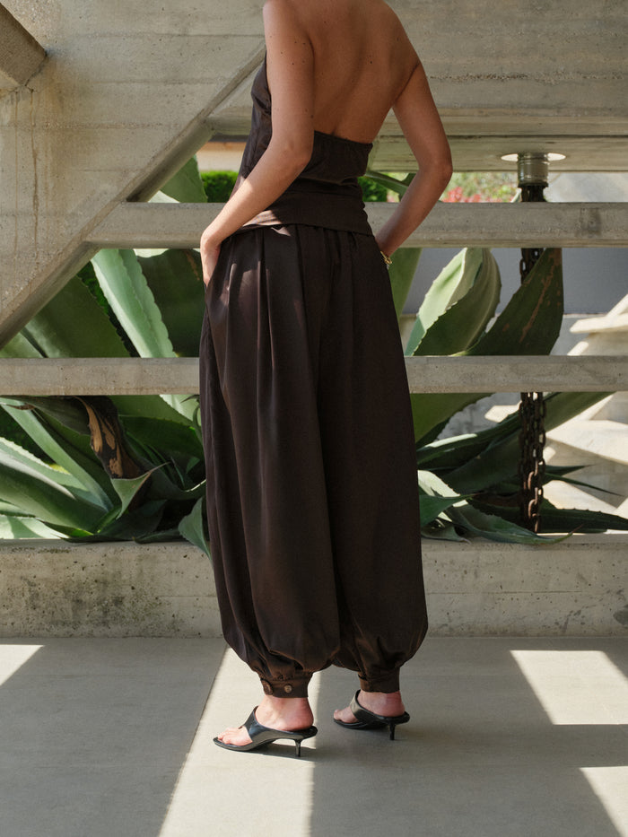 SATIN GATHERED BALLOON TROUSERS - CHOCOLATE