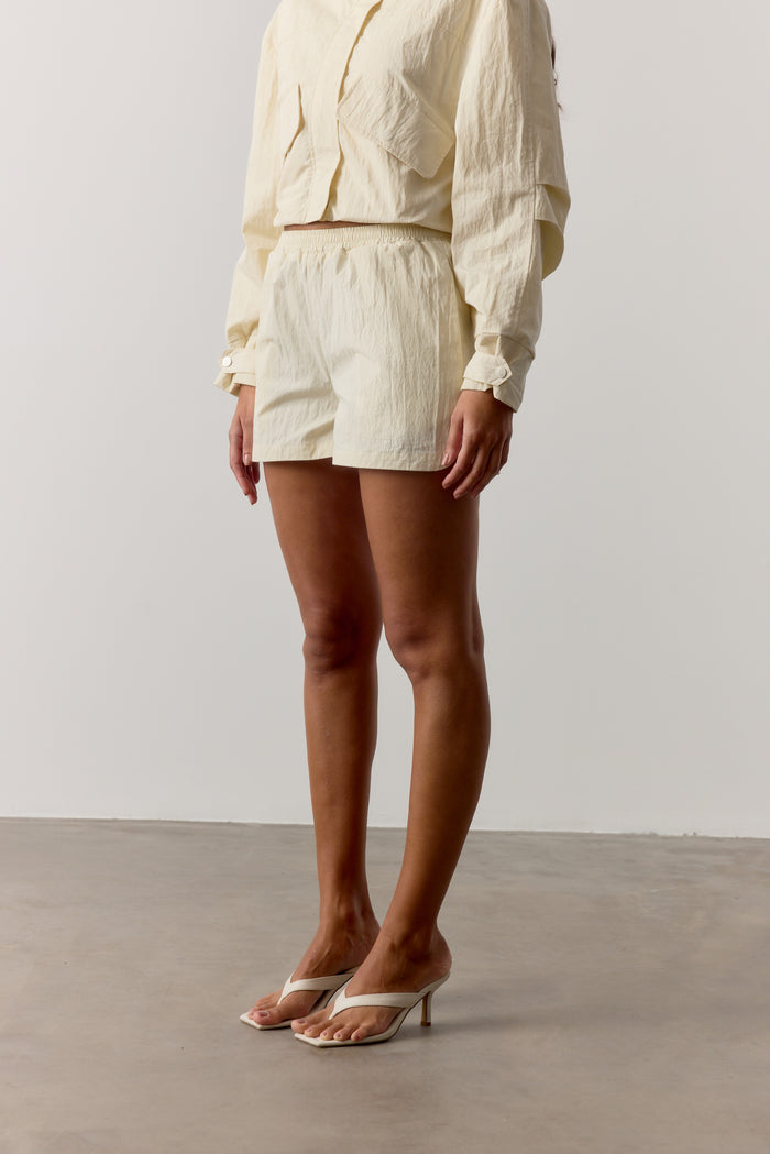 SHELL ELASTICATED SHORTS - ECRU