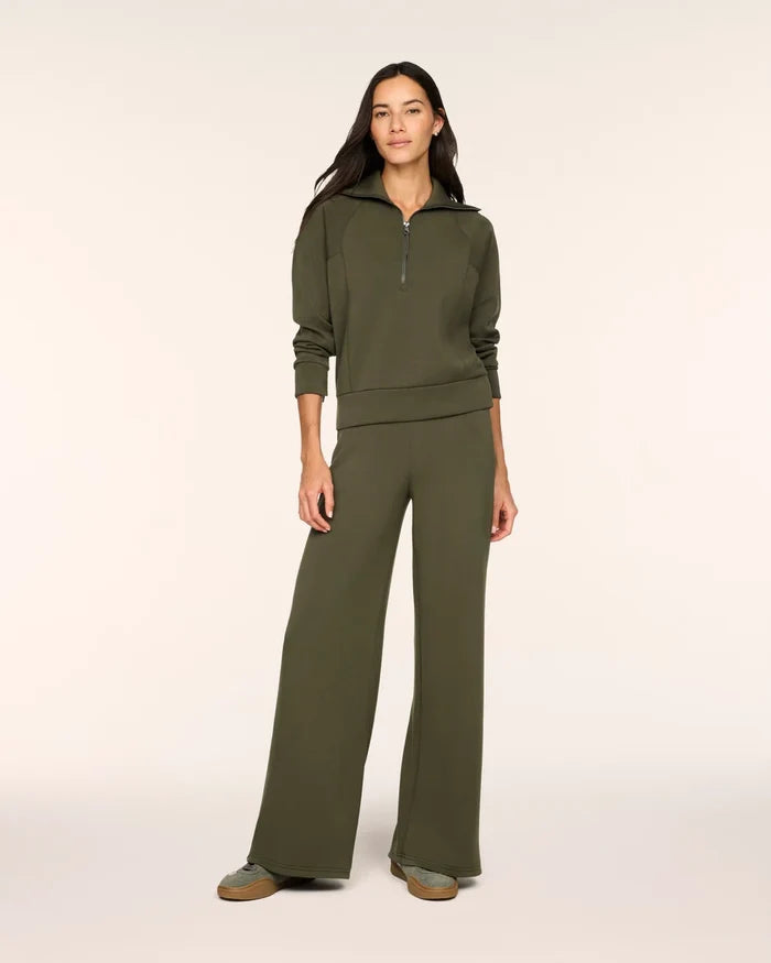 Spanx SPANX AirEssentials® Wide Leg Pant in Spanx Monstera