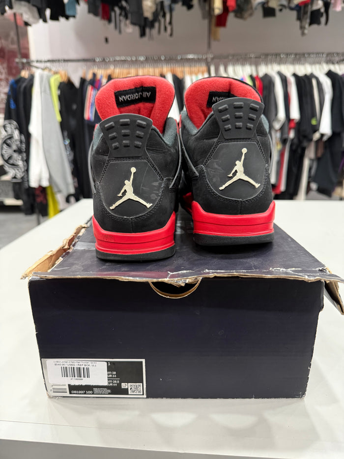 (USED) Jordan 4 Retro Red Thunder - Sz 8.5