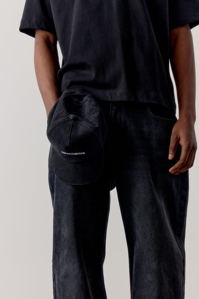WASHED COPYRIGHT CAP - BLACK