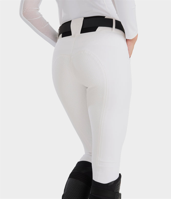 White / 32