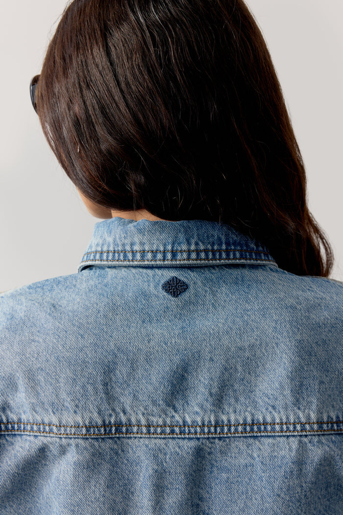 ZIP THROUGH DENIM JACKET - MID BLUE WASH